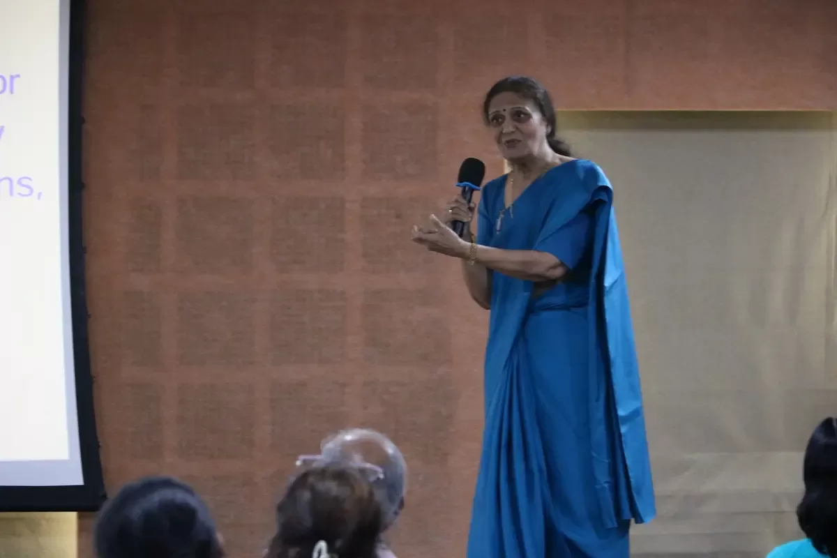 A Workshop on Healing Through Reading: Bibliotherapy in School Libraries